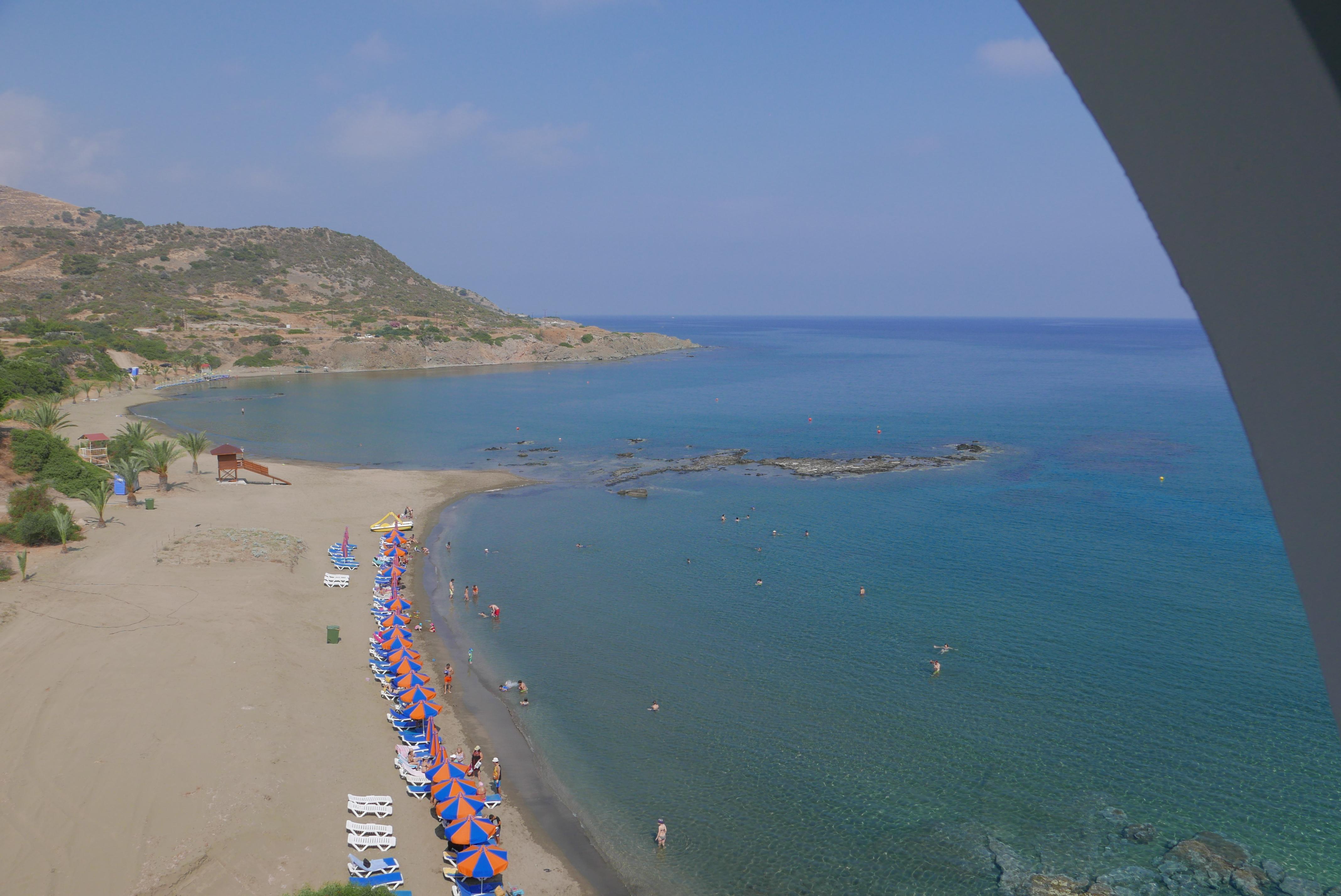 E.J. Pyrgos Bay Hotel Eksteriør billede